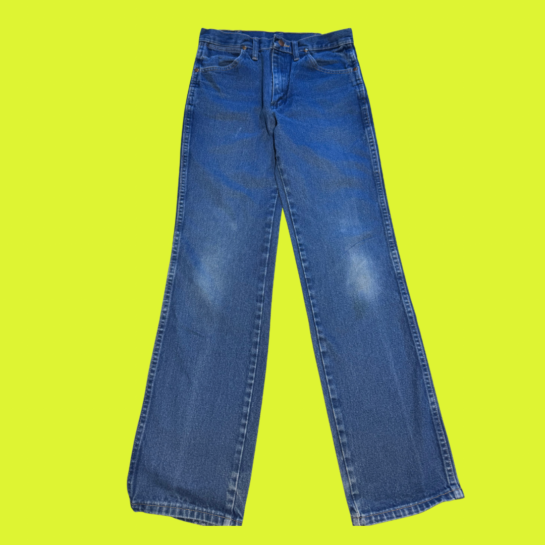 Wrangler Medium Wash Straight Leg Jeans – Size 29x32 - Fits 26-27” No Stretch