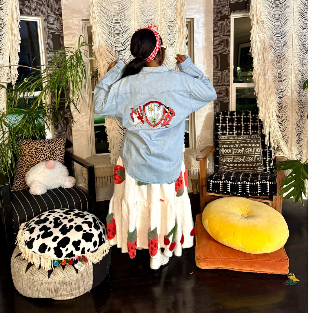 Looney Tunes Throwback – 90s Vintage Denim Button-Up