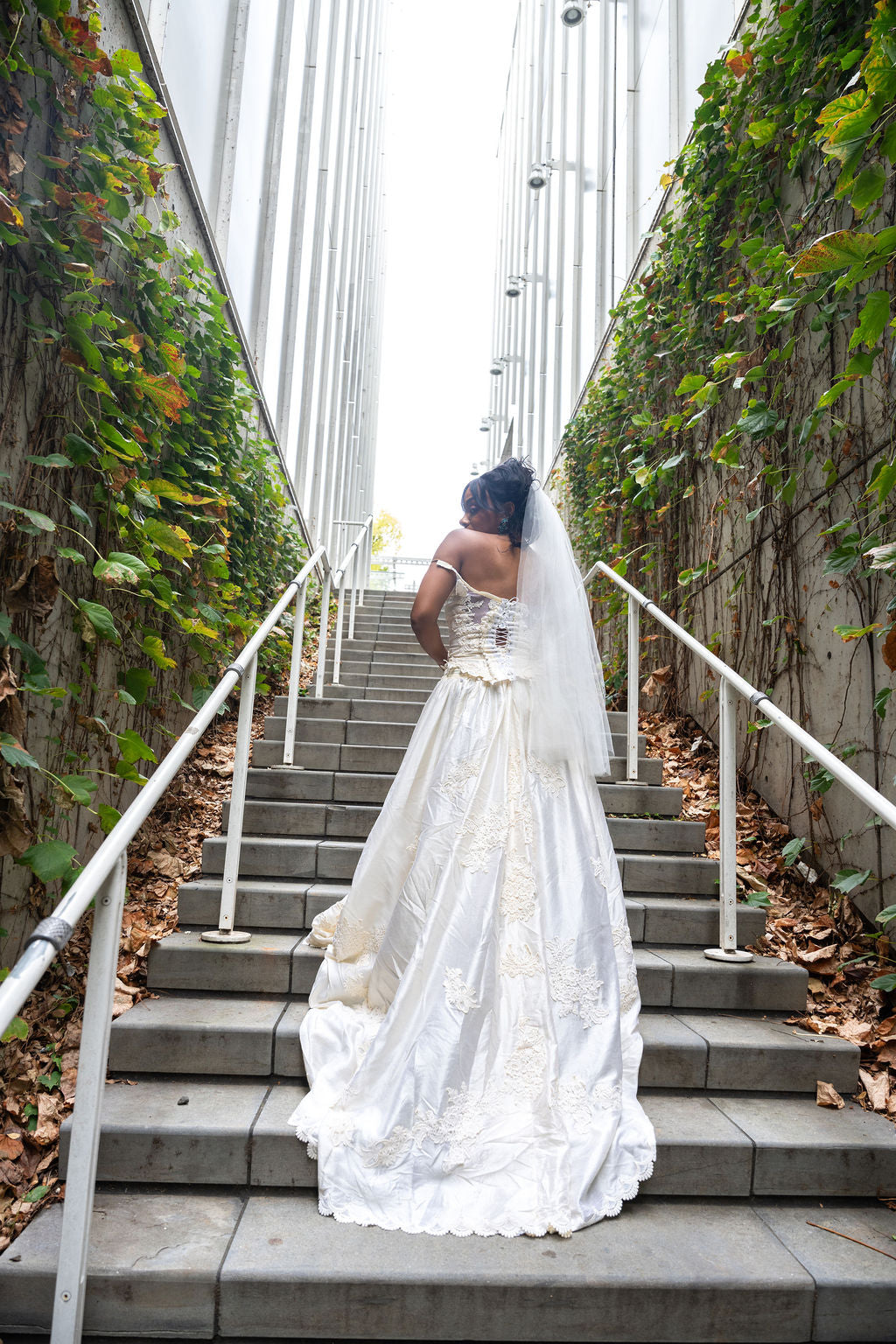 Upcycled Western Bridal Skirt – Vintage Priscilla of Boston (Size 6)