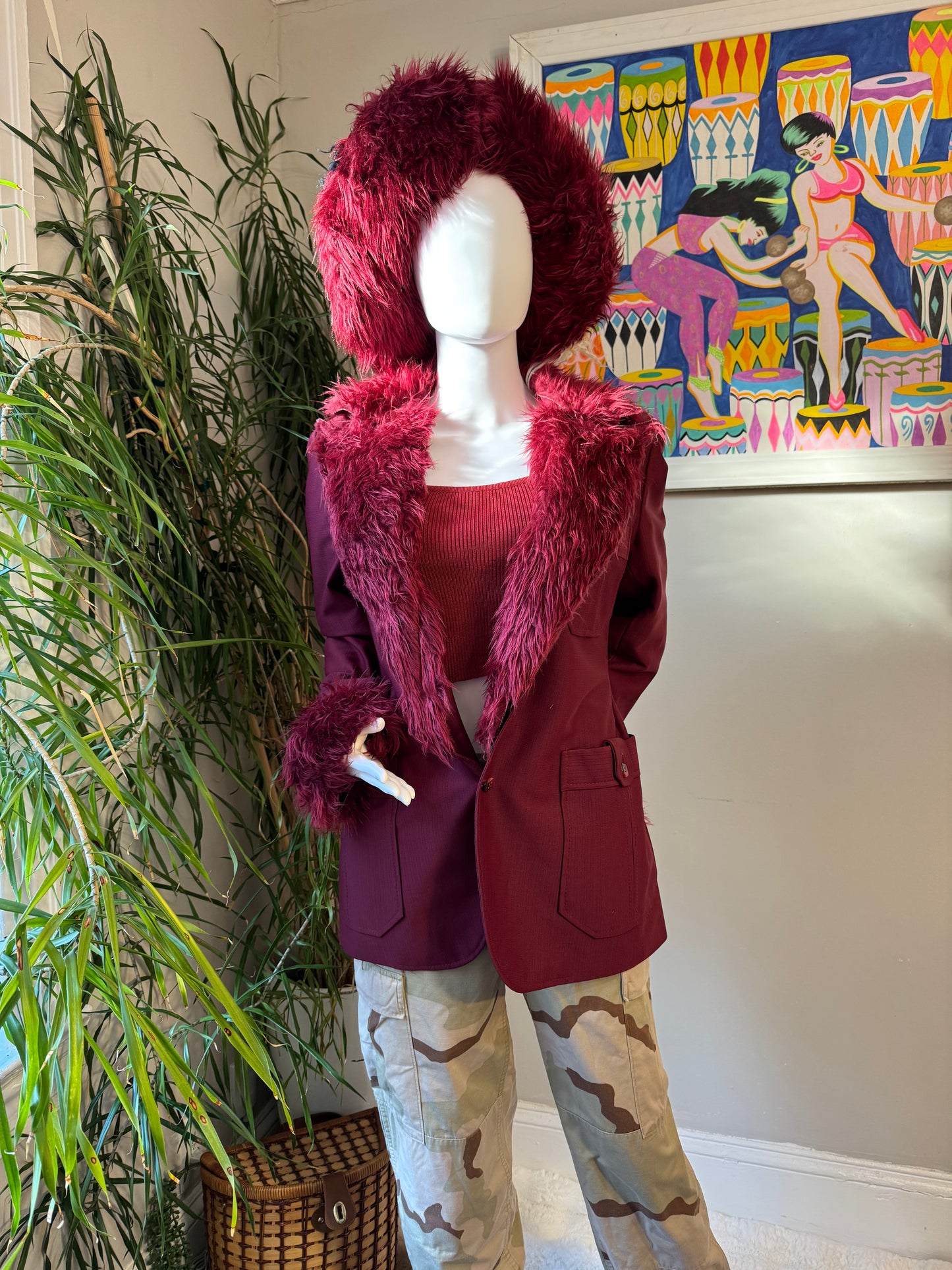 Upcycled Vintage 1970s Burgundy Blazer with Faux Fur Collar – Tailored for Women - KingandLola